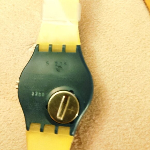 Swatch Originals Gent Blue Multicolor Abstract Design Watch READ - Picture 3 of 13